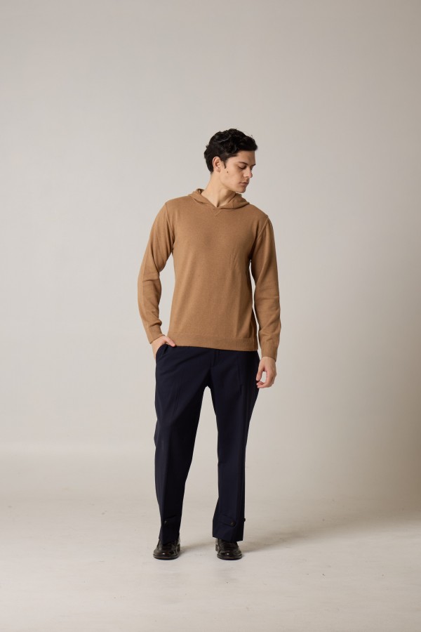 Taglio felpa cappuccio, rasato, merino cashmere, tinto filo