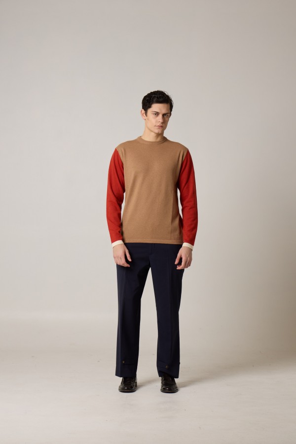 Paricollo loosefit, rasato, merino cashmere, tinto filo